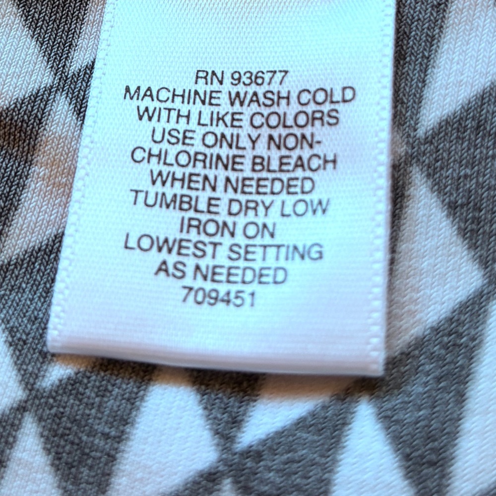 Liz Claiborne Black and White Wrap Blouse with 3/4 Sleeves - Picture 6 of 6